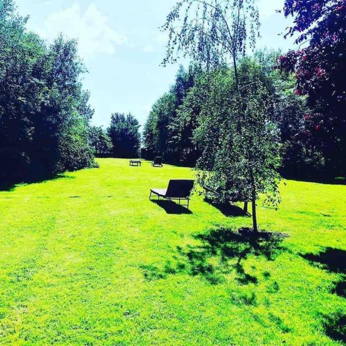 Stunning Barn Conversion Ideal For Large Families Bildeston Екстериор снимка