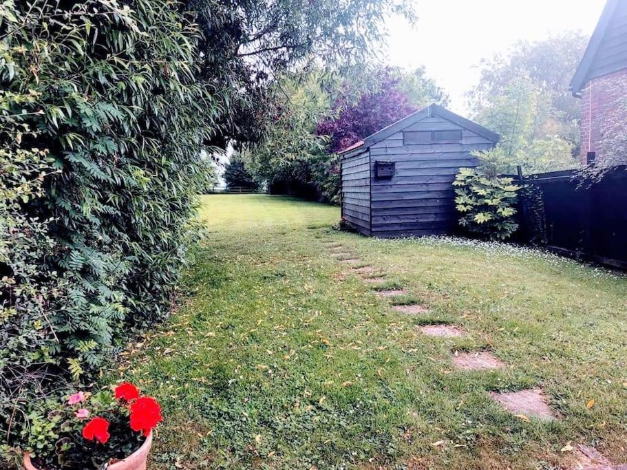Stunning Barn Conversion Ideal For Large Families Bildeston Екстериор снимка