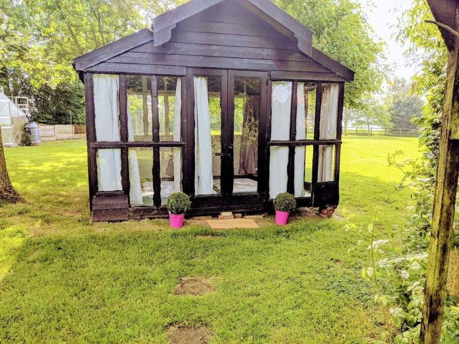 Stunning Barn Conversion Ideal For Large Families Bildeston Екстериор снимка