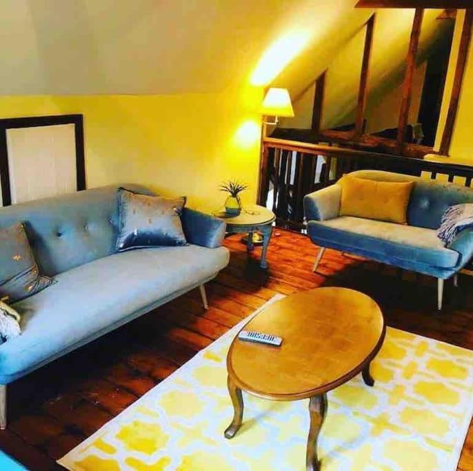 Stunning Barn Conversion Ideal For Large Families Bildeston Екстериор снимка